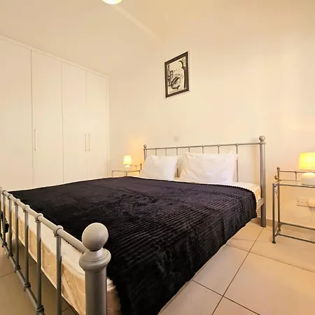 1bd Paphos